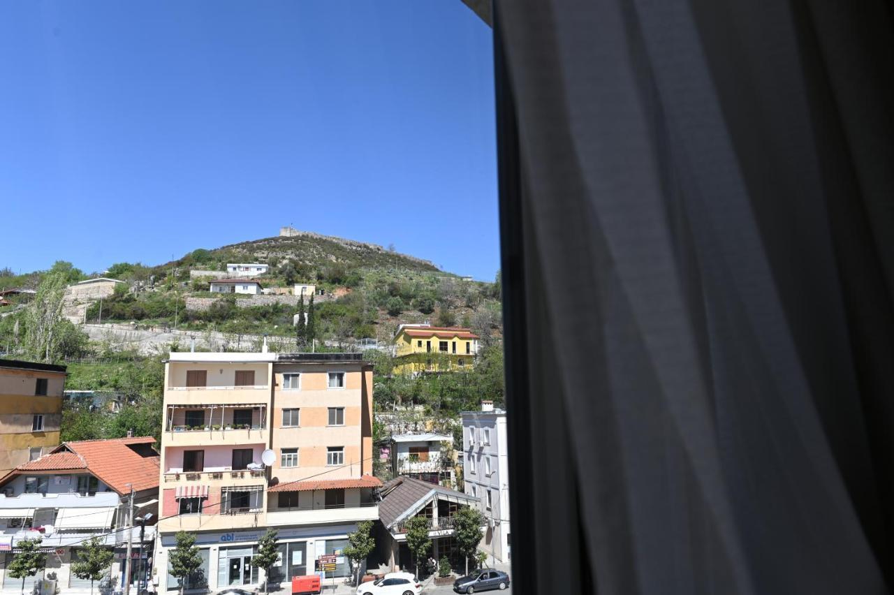 Hotel Liss Lezhë Dış mekan fotoğraf