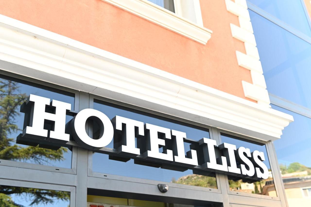 Hotel Liss Lezhë Dış mekan fotoğraf