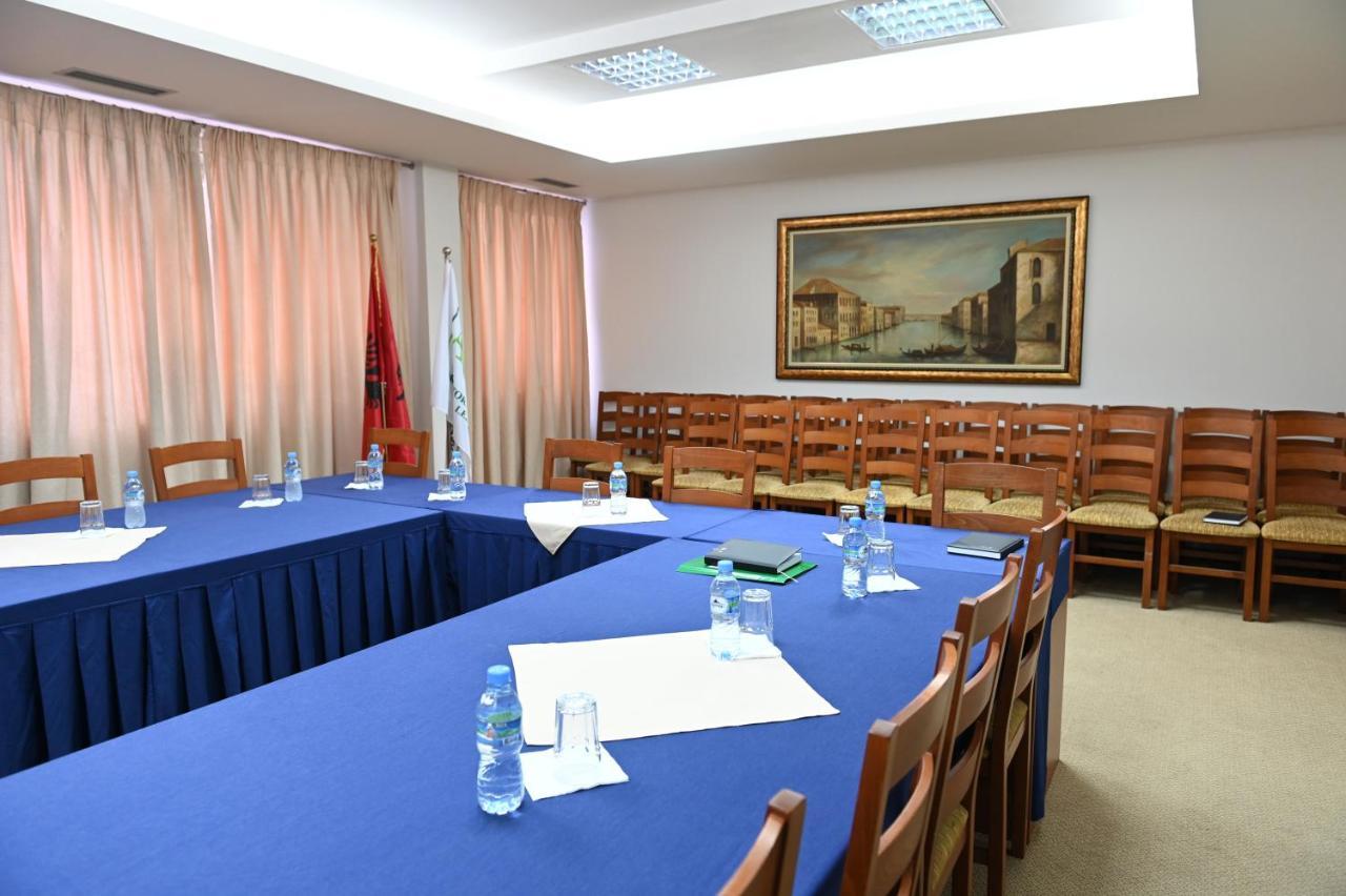 Hotel Liss Lezhë Dış mekan fotoğraf